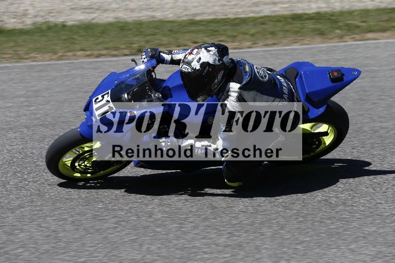 /15 22.05.2026  Plüss Moto Sport  Discover the Bike ADR /Gruppe rot - Race 3/511